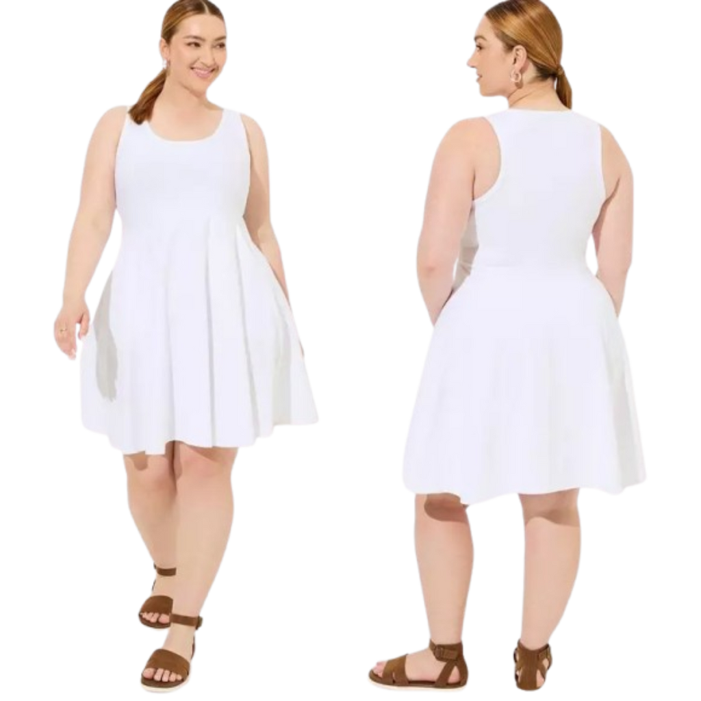 Dress Giving A Feminine Silhouette And Side Pockets