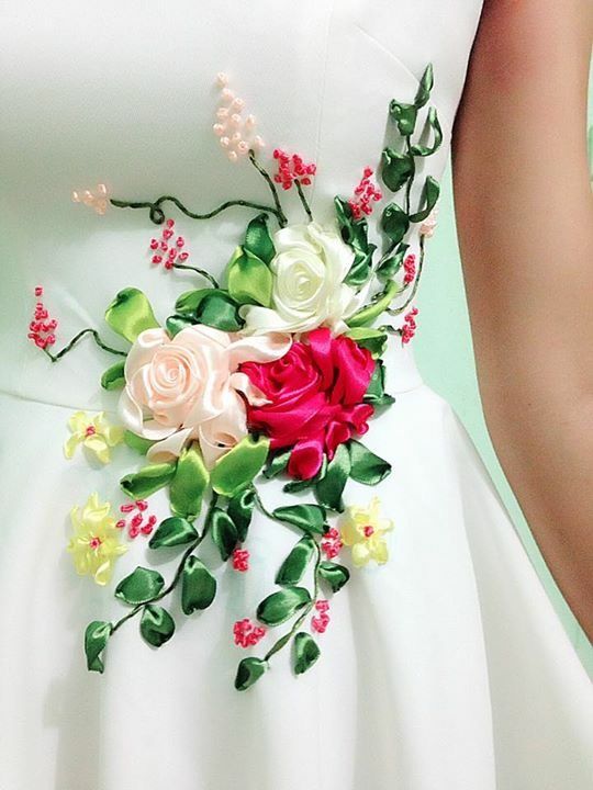 Floral Embroidery Service